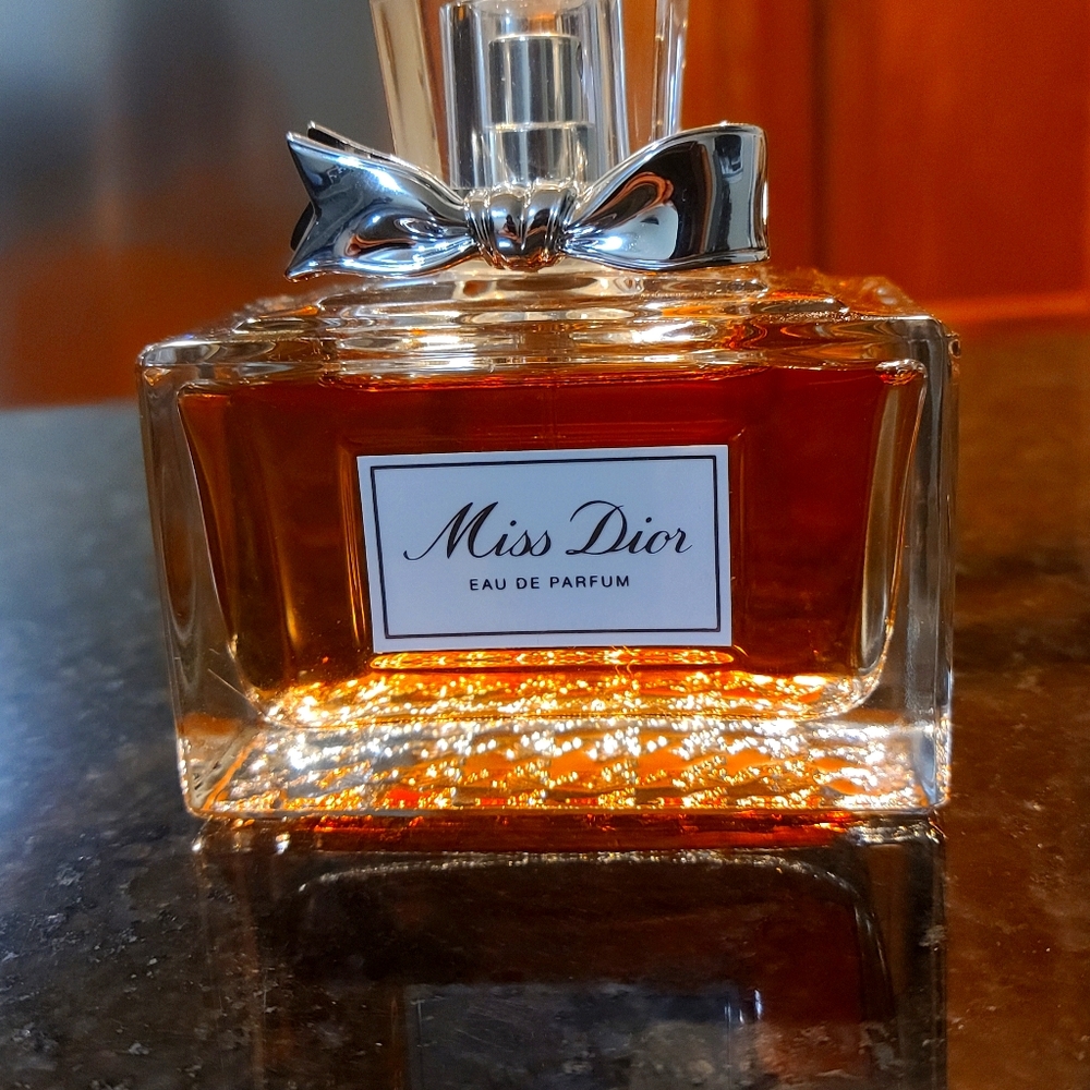 Miss Dior size 3.4 oz new